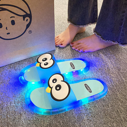 VORLENTA™👣👣Cute slippers with cartoon motifs that glow